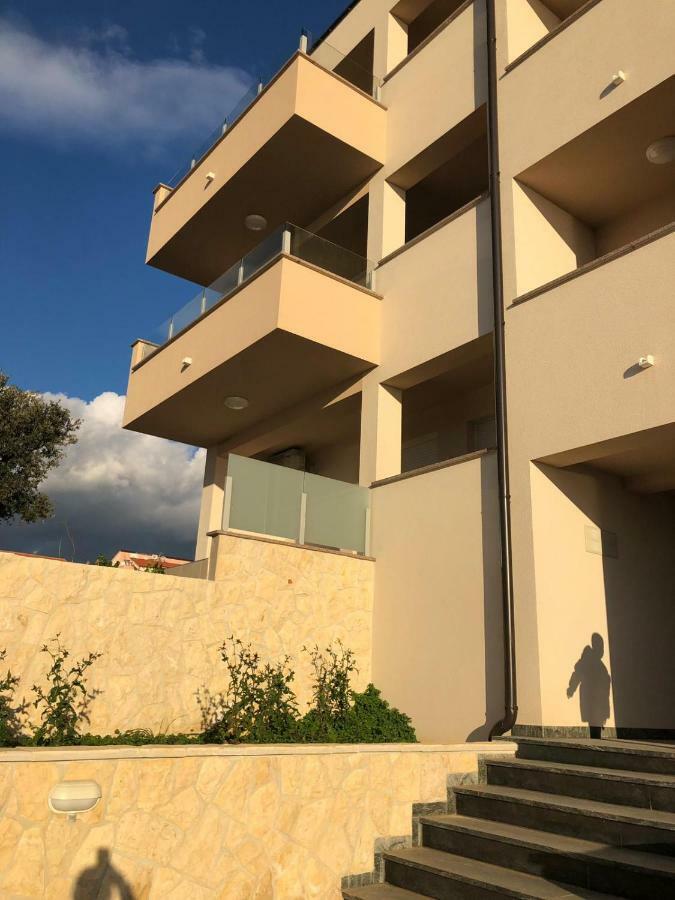 Sunset Apartment Mandre Exterior foto